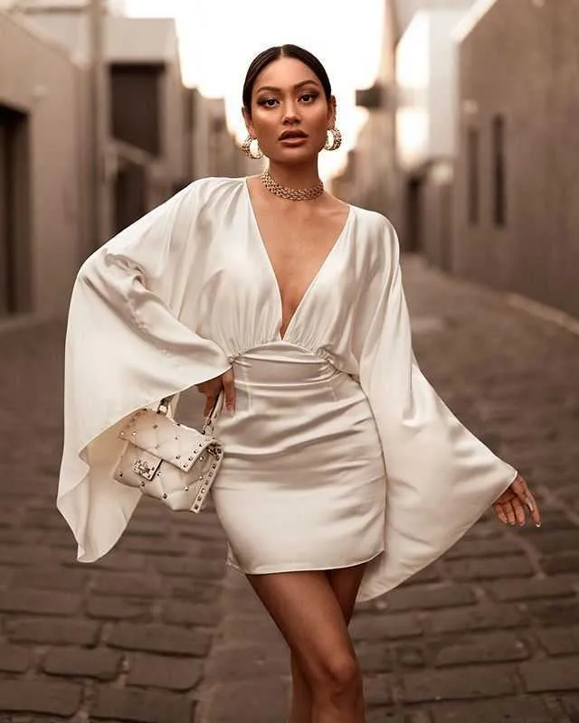 Vrouwen jurk flare mouw v-hals witte sexy jurken plus size vintage korte zomer mode 210524