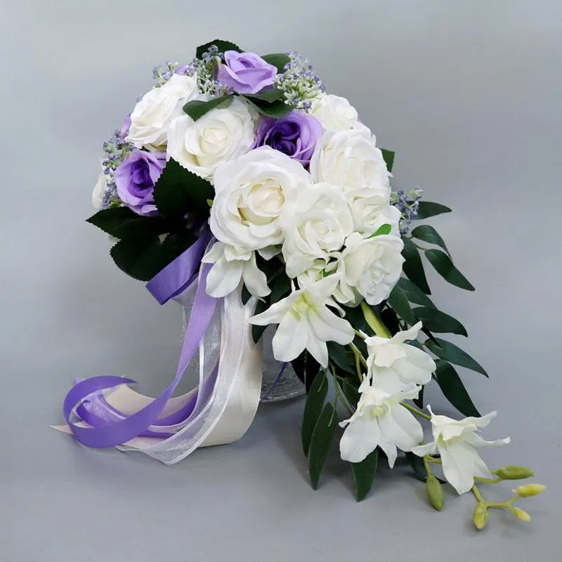 Bröllopsblommor brud bukett handbundet blommor dekoration semester parti levererar europeisk schäslong longue roses277q
