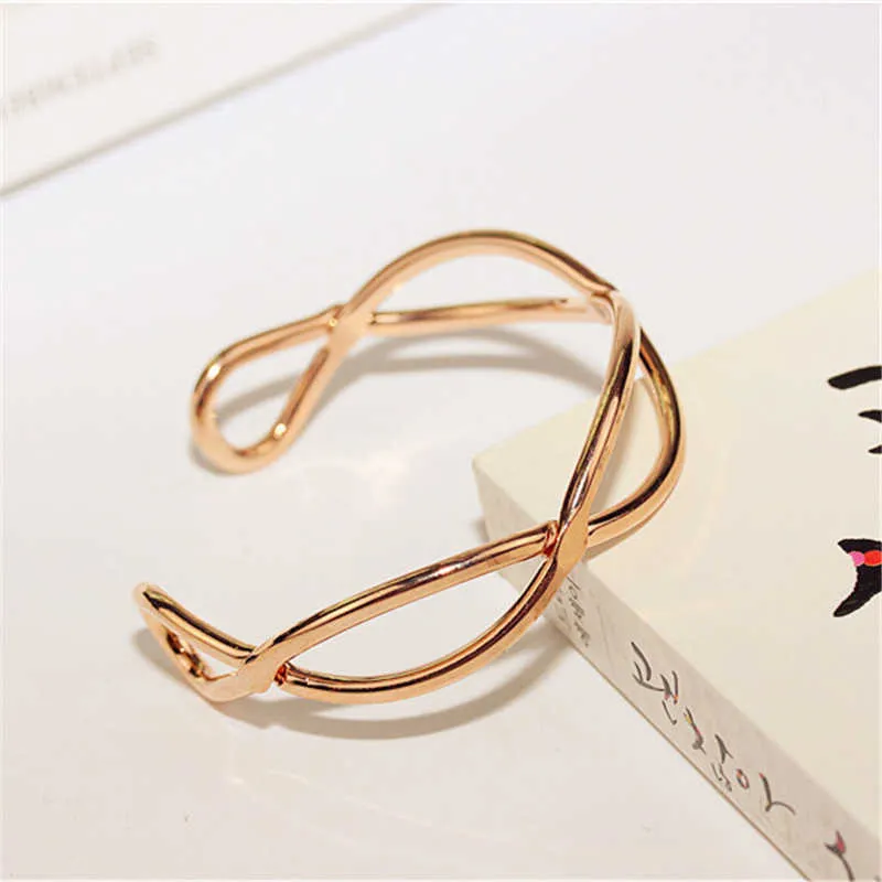Kshmirbracelet Hollow Out Waves Hand Ring Female Copper Bracelet Simple Geometric Bracelet Curve Bracelet Exaggerated Send Metal Q0719