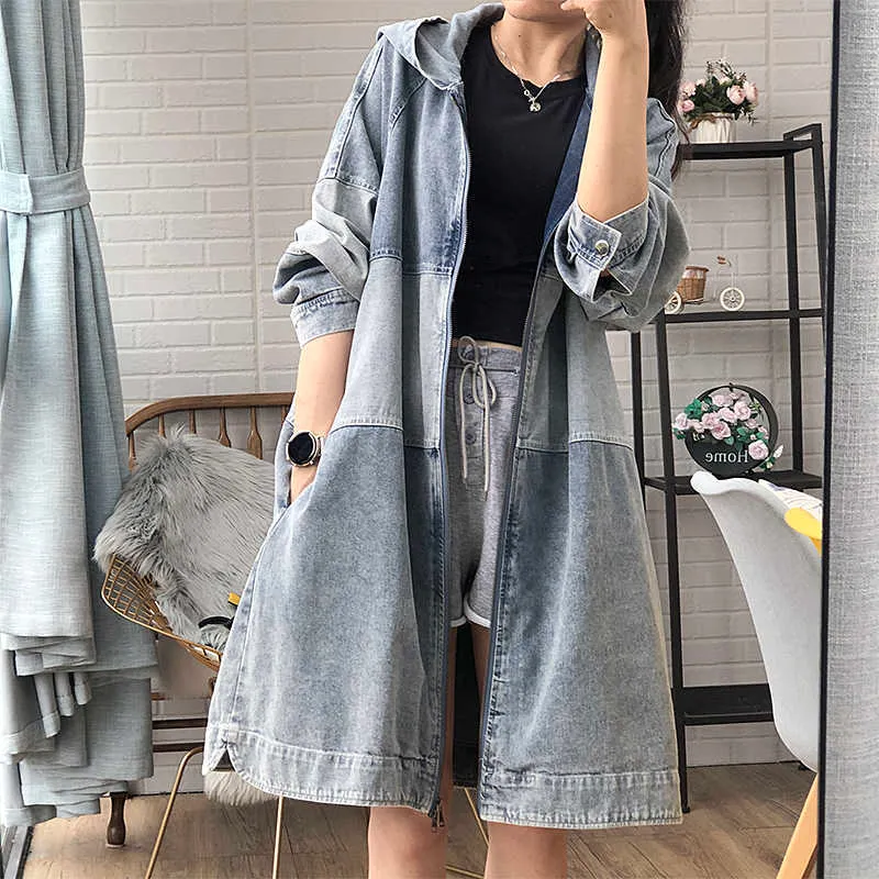 Koreańska średnia długość Denim Wiatrówka Kobiety Luźna Jesień Moda Z Kapturem Trench Coat 210615