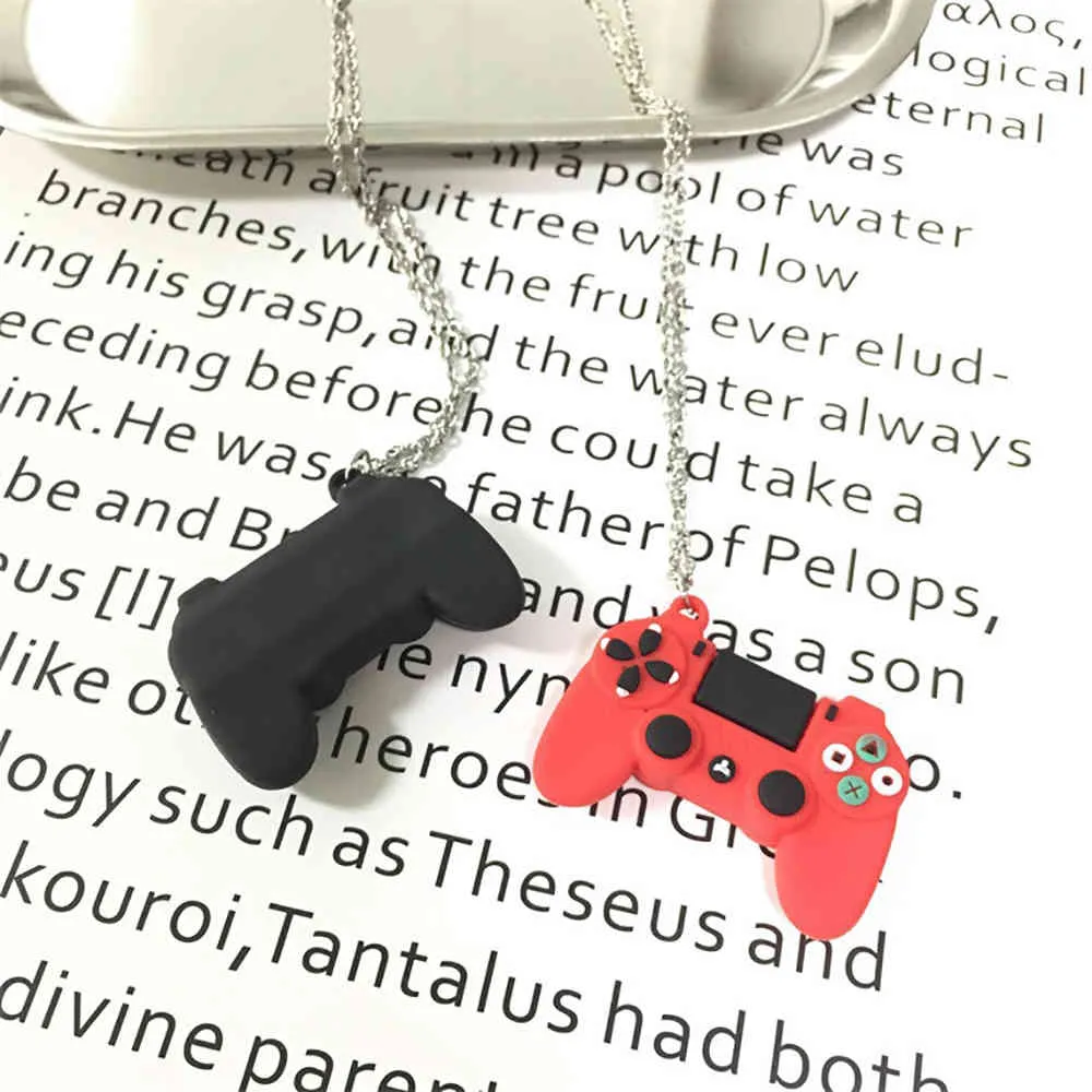 Creative Video Game Handle Necklace Simulation Joystick Model Pendant Men Women Couple Neckalces Trinket Gift Jewelry Whole