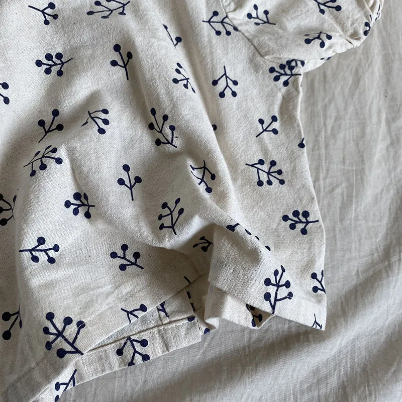 Camisa de manga corta de algodón y lino a la moda para niñas pequeñas, novedad de verano, Tops suaves con estampado de cerezas para niños y niñas, 210413