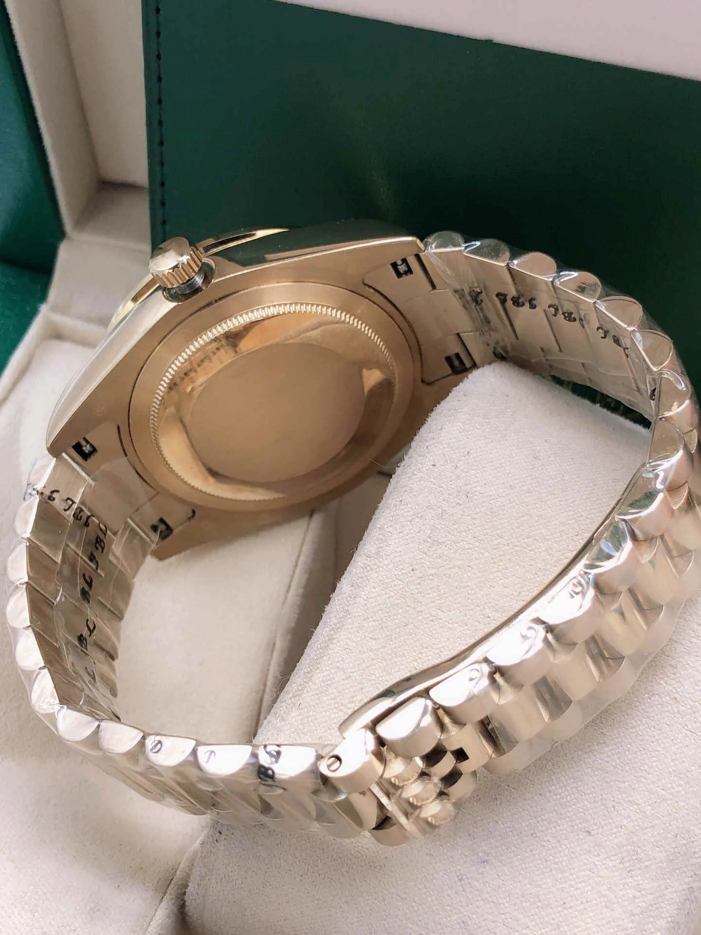 Test Fashion Men's Watch 2813 DayDate Silver Gold Rostfritt stål Automatiska mekaniska klockor MAN WRISTWATCHES DIAMOND DI268T