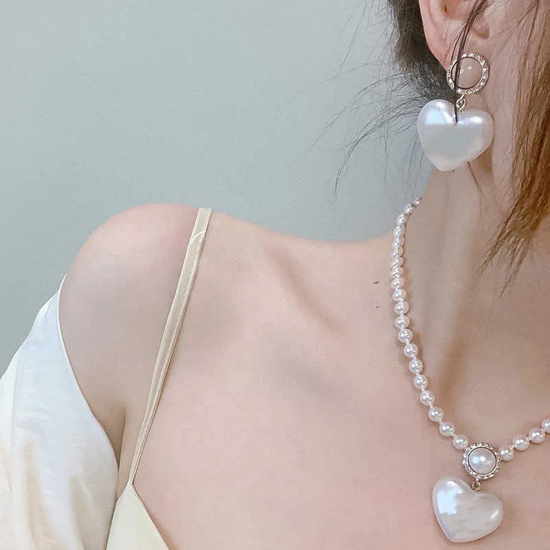 2022 Brand Fashion Jewelry Women Pearls Chain Party Light Gold Color Heart Choker White Pink Beads Luxury Brand Pendant 277G