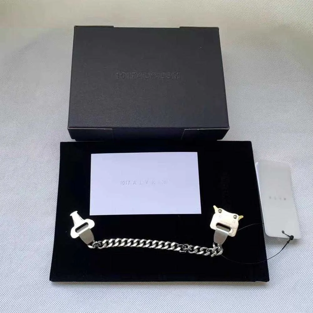 Alyx River Link Bracelets Homens Mulheres unissex 1017 Alyx 9SM Metal Bracelet Press Fivelelle High Quality Box Box Tag Q08092652