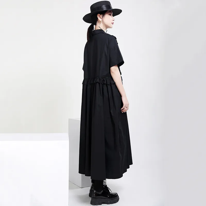 [EAM] Women Black Big Size Casual Ruffles Pleated Dress Lapel Short Sleeve Loose Fit Fashion Spring Summer 1DD8524 210512