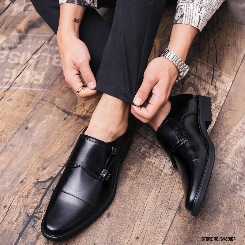 New British Trend Nero Marrone Monk Strap uomo Casual stampato Oxfords Scarpe da abito da sposa Party Driving Flats Zapatos Hombre