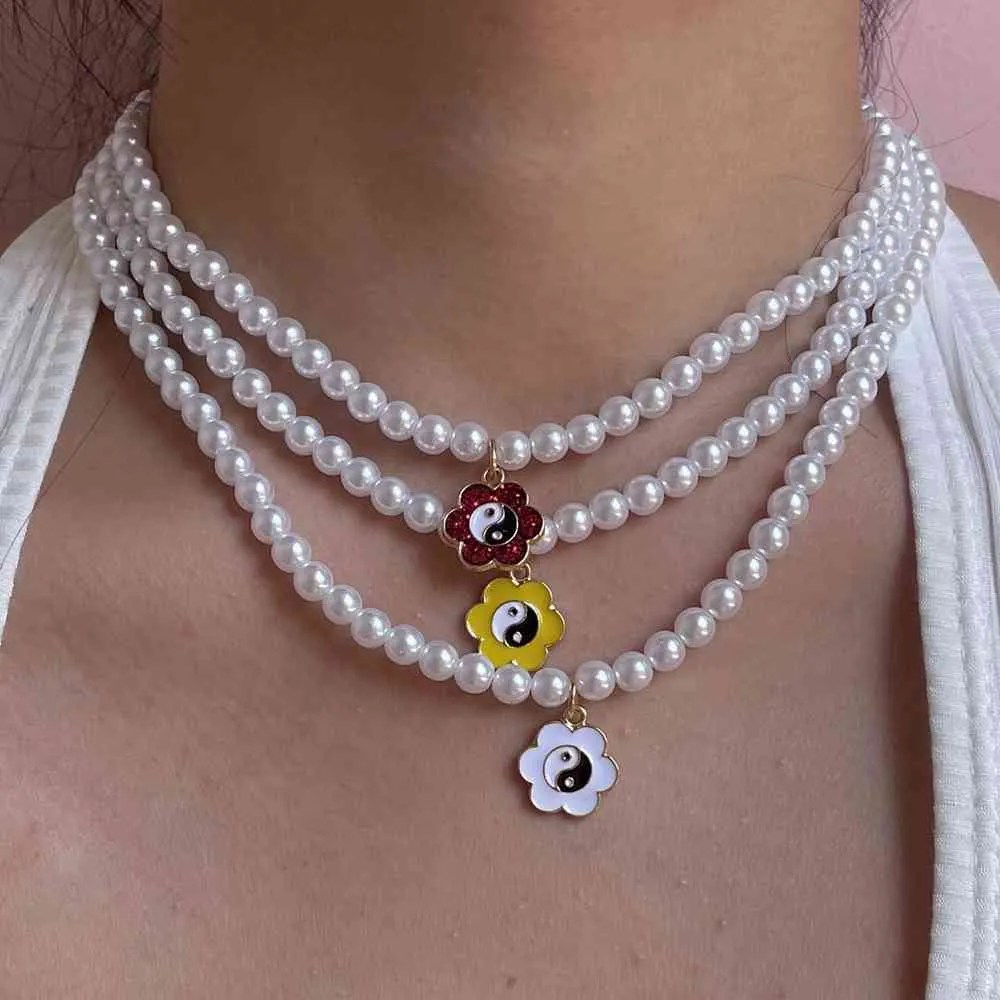 Flatfootsie Ins Tai Chi Yin Yang Fleurs Pendentif pour Femmes Blanc Imitation Perles Collier Ras Du Cou Coréen Bijoux À La Mode