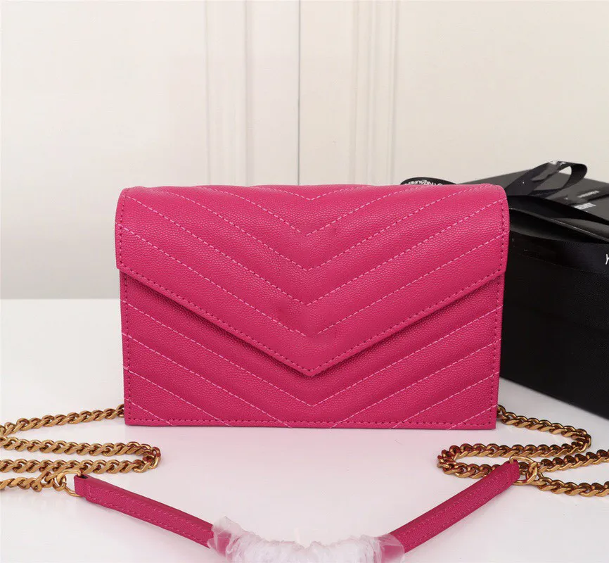 Designerskie torby na ramię Kopertowa torebka z łańcuszkiem Kobiety Clutch Caviar Torebki Wysokiej jakości mała ziarnista wytłaczana skórzana torba Crossbody Prostota