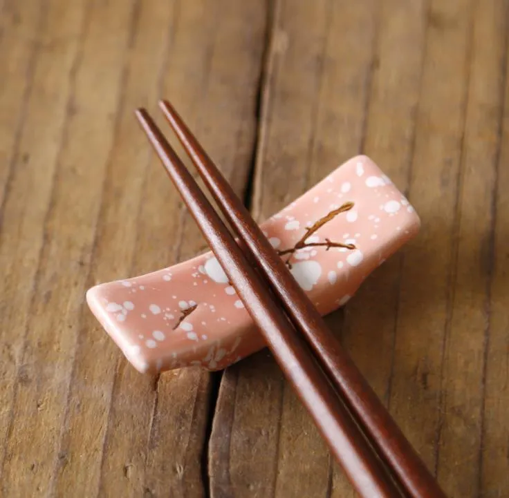 Japanese Style Ceramic Snowflake Design Chopsticks Holder Home Kitchen Chopstick Rest Stand Care Gadget Tools1099570