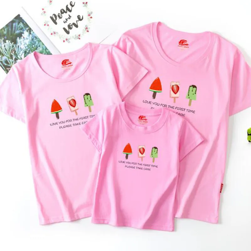 Familj Titta Matchande Outfits T-shirt Kläder Mamma Fader Son Dotter Sommar Kids Kortärmad Utskrift 210429