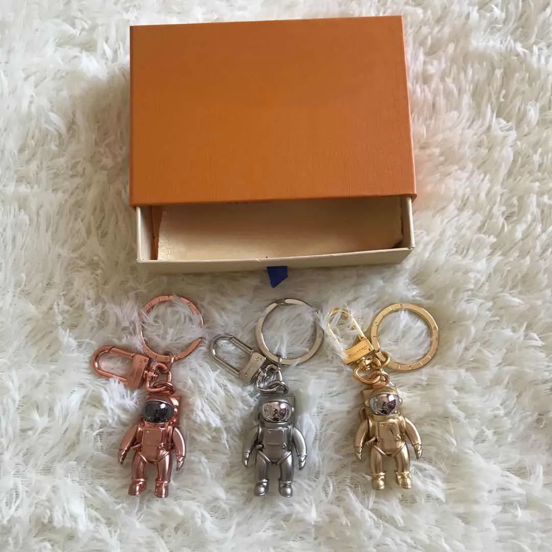 Модный металлический сувенирный брелок для ключей с астронавтом, бутиковый мужской и женский автомобильный брелок, твердый металлический роскошный брелок для ключей, соответствующий подарок 2976