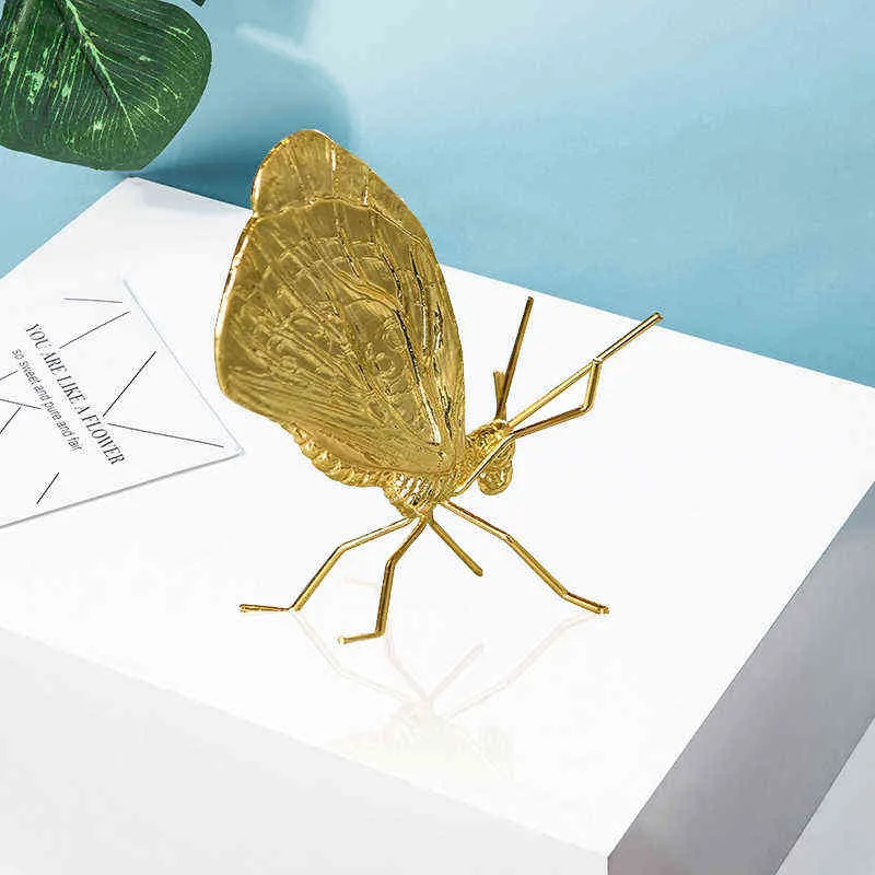 Creativo decorativo artigianato in metallo rame oro formica farfalla ornamento fatto a mano la casa decorazione di arte moderna accessori 211108