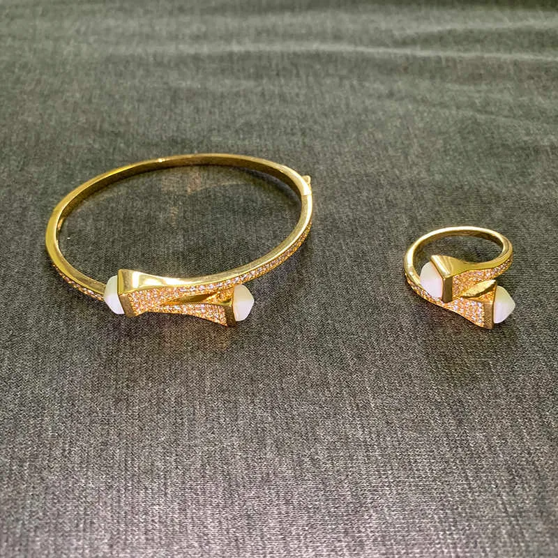2021 Brand Pure Sterling 925 Zilveren sieraden voor vrouwen Pyramid Bangle Rings Sieraden Set Natural Gemstone Gold Bracelet Ring Set256Q
