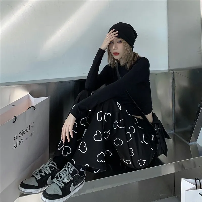 Houzhou hip hop perna larga calça vintage estilo coreano calças de tamanho grande para moda feminina primavera harajuku coração impressão 220211