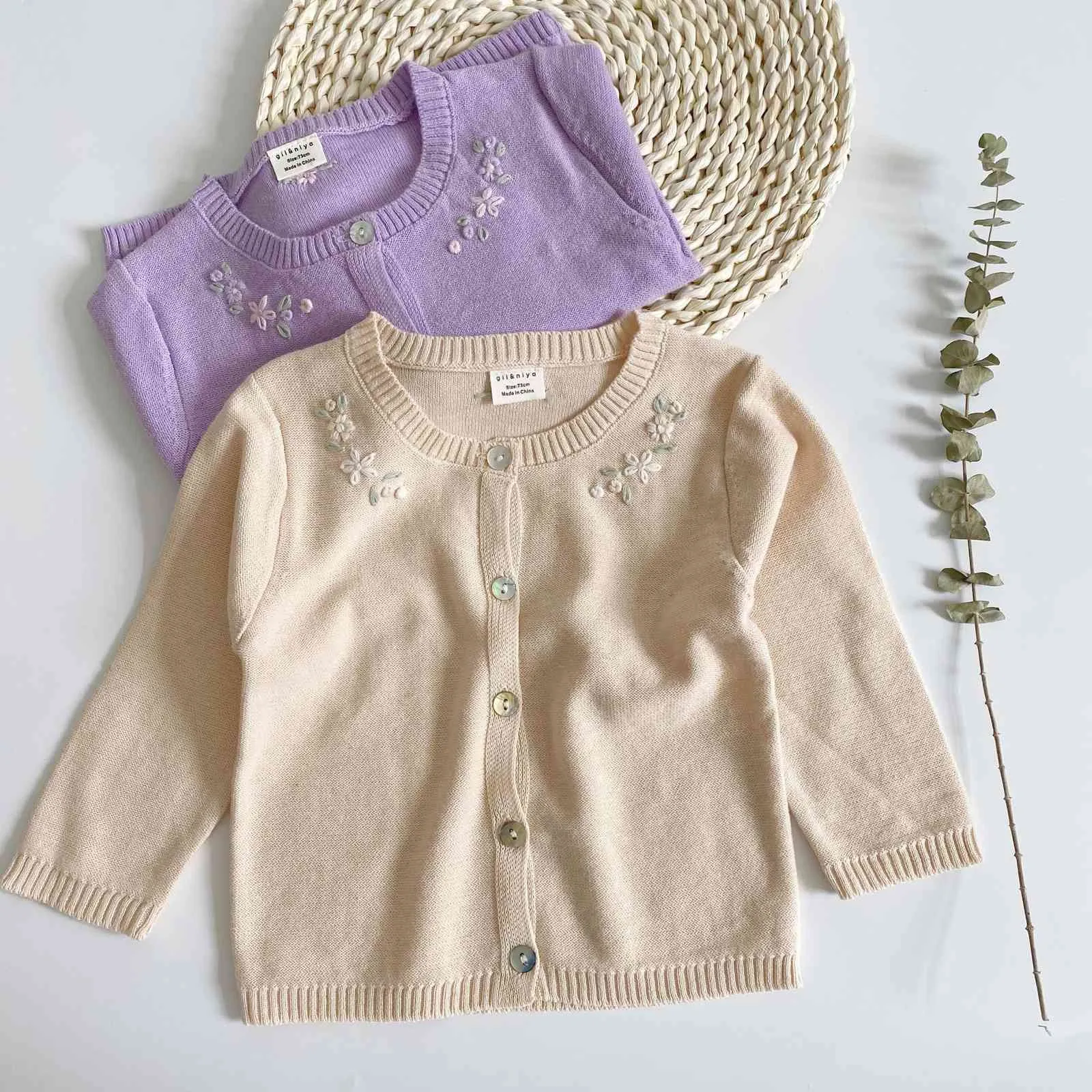 Baby Girl Round Neck Sticka Bottom Shirt Hand Broderad Broderi Cardigan Sweater Girls 210515