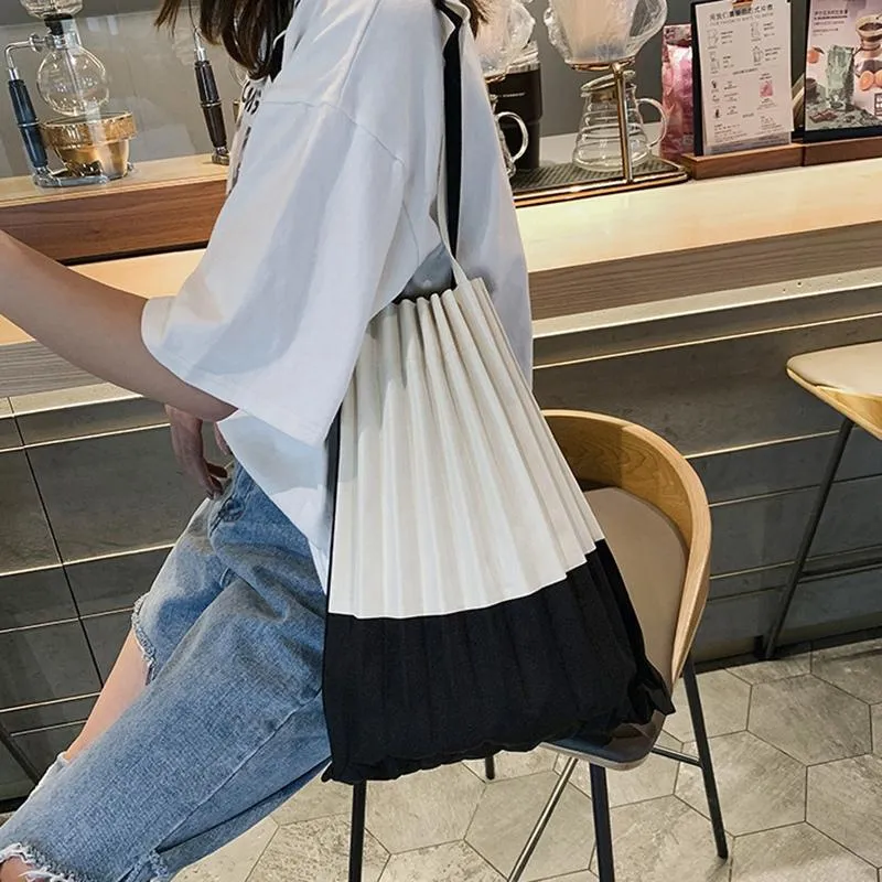 Pliegues de estilo japonés por favor lienzo de bolso casual gran capacidad para hombro issey vertical plates miya dulces color cintura bolsas243r