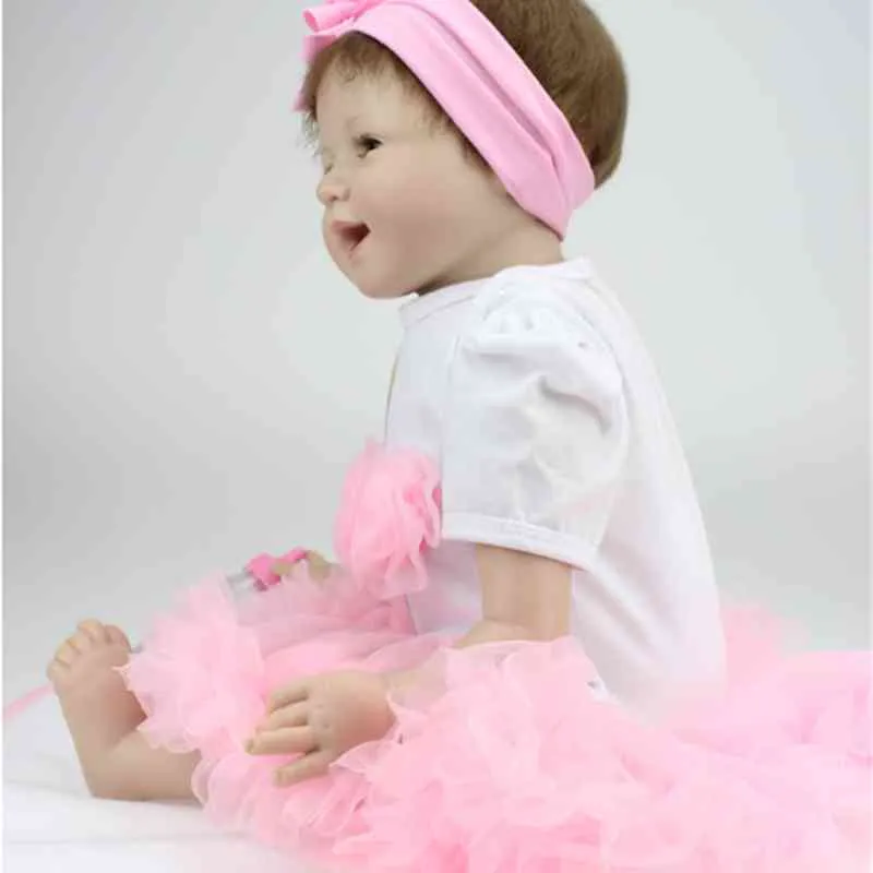 Lindas brinquedos para bonecas de bebê boneca realista de menina recém -nascida Bebe Reborn 22 polegadas Sile Sile Reborn Dolls 55cm4771476