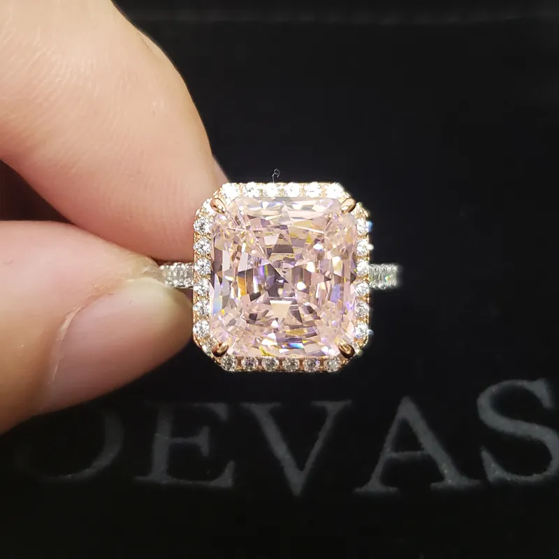 OEVAS 100% 925 Sterling Silver Musing 10 * 11mm Pink High Carbon Diamond Obrączki ślubne dla kobiet Party Biżuteria Hurtownie