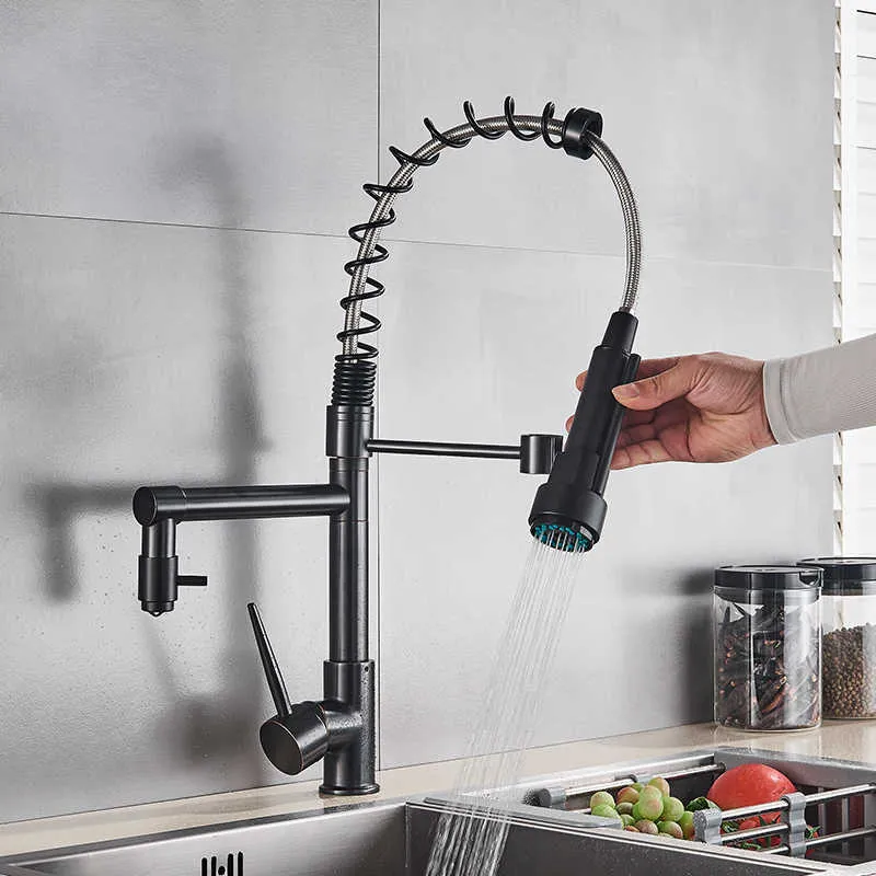 Ulgksd Bronze Kitchen Faucet 360 Obróć Pojedynczy uchwyt Pull Down Spray Głowy Ducha i Mikser zimny Water Stuknij do zlewu kuchennego 211108