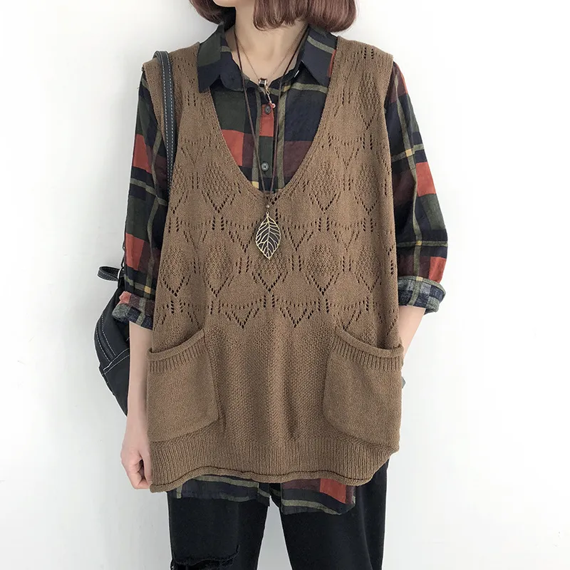 Johnature Vintage Autumn Women Sweaters Vests Pockets Solid Color Loose Female Hollow Out Casual Knitted Sweaters Coats 210521