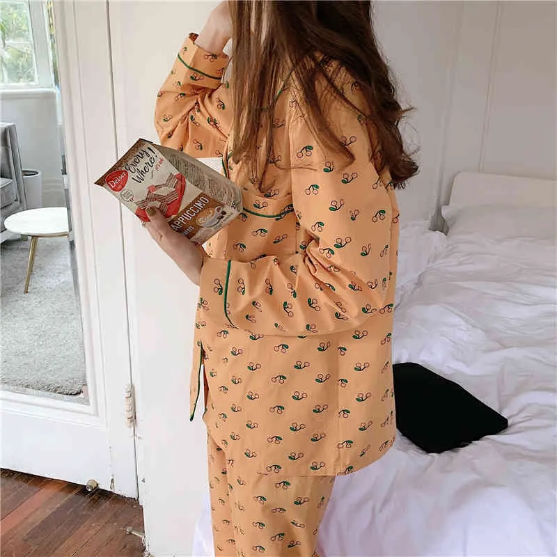 Långärmad Sleepwear Cherry Printing Kvinnor Hem Chic Bekväm Loose Cotton Fashion Pajamas Suits Sets 210525