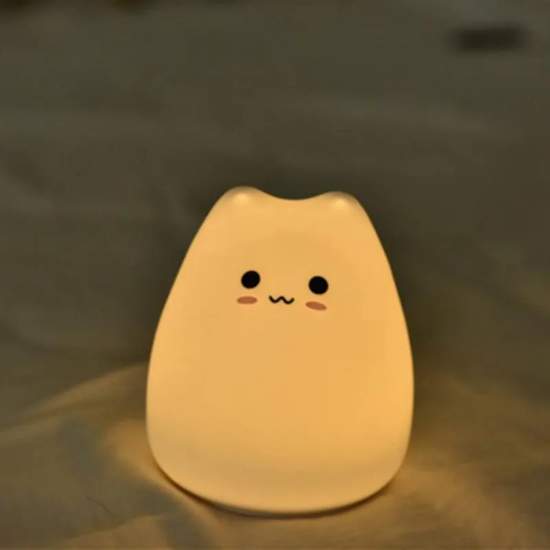 Nachtleuchten süße tierische kleine Katzen -Touchsensor -Steuerung LED 3 Batterien weiche Silikonlampe Lantern Geschenk dekorativ252h