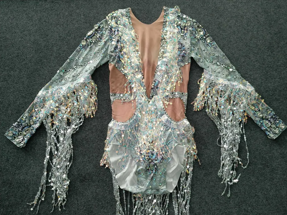 Sparkling Silver Sequin Tassel Festa Bodysuit Mulheres Stretch Dance Fringes Jumpsuit Club Bar Singer Leotard Stage Wear 210728