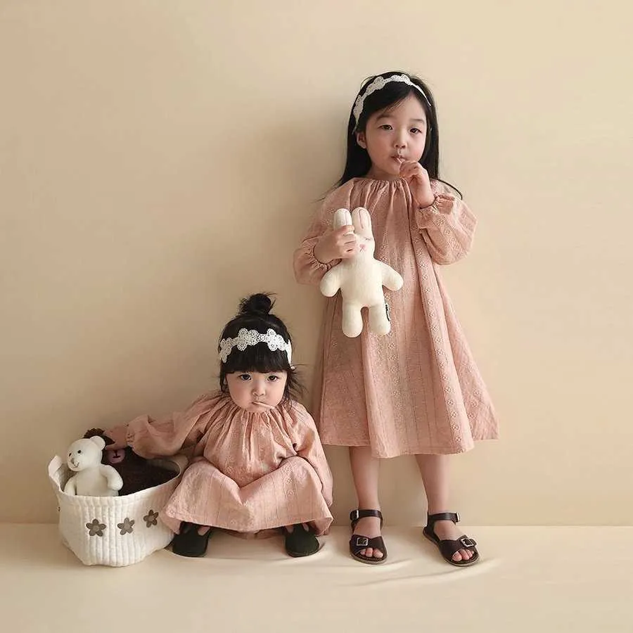 Autumn Baby Girl Long Sleeve Clothes Elegant White Lace Girls Dress Baby Bodysuit Kids Princess Dresses Twin Clothing 211025