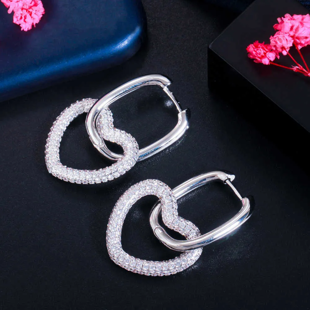 CZ Cyrkonia Żółty Złoty Kolor Miłość Kształt Heart Hoop Kolczyki Trendy Kobiety Estetyczne Boho Biżuteria Accessoires CZ238 210714