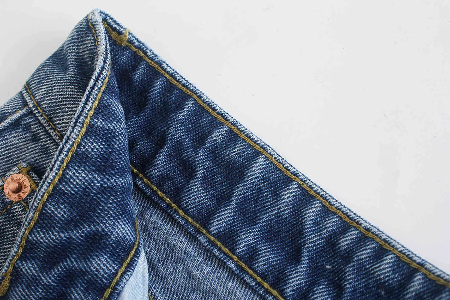 Женщины винтажные голубые джинсовые шорты среднего подъема джинсовые шорты бермуды женские ретро повседневный карман выцветая разорванные панталоны 210520