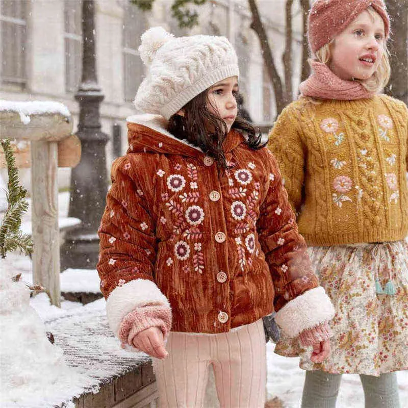 EnkeliBB Schöne Vintage-Stil Kinder Mädchen Winter Jumer Blumenmuster Strickpullover Kleinkind Mädchen Tops 211201