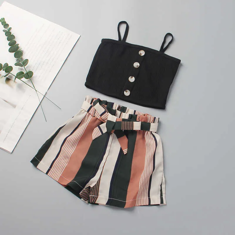 Bear Leader Girls Summer Fashion Clothing Sets Kids Cute Vest And Striped Shorts Outfits Bowtie Sashes Children Casual Clothes 210708