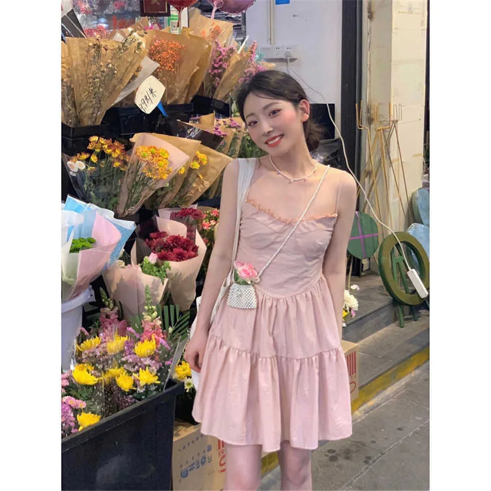 Vintage Strap Dress Summer French Sweet Dresses Korean Elegant Ins Super Fairy Thin Student Girl Mini Dress Streetwear 210619