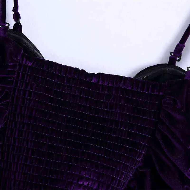 Sexy Woman Purple Spaghetti Strap Velvet Short Tops Spring Fashion Ladies Pleated Camisole Female Diamond Button Top 210515