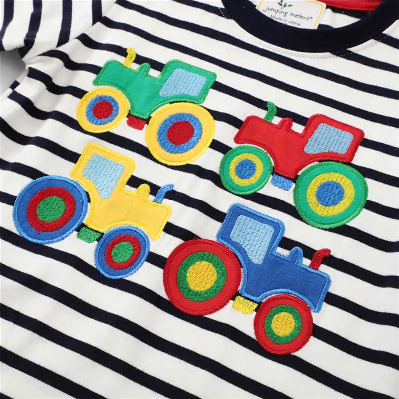 Saltando Metros de Algodão de Verão Meninos Tees Tops Com Carros Applique Baby Stripe Camisetas Bordado Crianças Roupas 210529