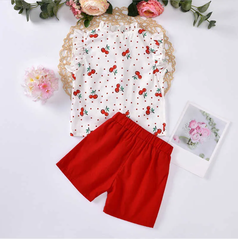 Traje de verano Ropa para niños Conjunto de niña Patrón de frutas Top + Pantalones cortos 2 unids Ropa para niños Traje de niñas para 210528