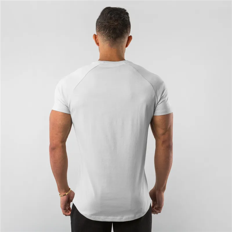 Compressione Quick dry T-shirt Uomo Running Sport Skinny Short Tee Shirt Uomo Fitness Bodybuilding Allenamento Top bianco Abbigliamento da palestra 210421