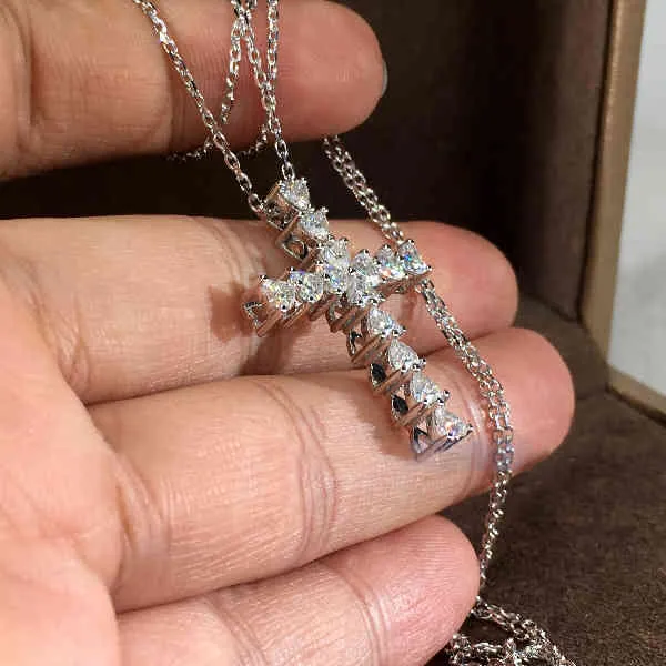 Charme romantique brillant CZ croix pendentif collier de luxe solide 925 argent clavicule chaîne collier pour dame bijoux fins 2021