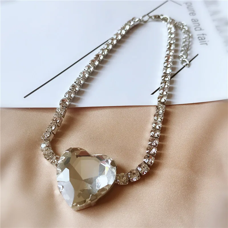 Shine Big Heart Crystal Choker Necklaces for Women Geometric Rhinestones Necklace Statement Jewelry Party Gifts