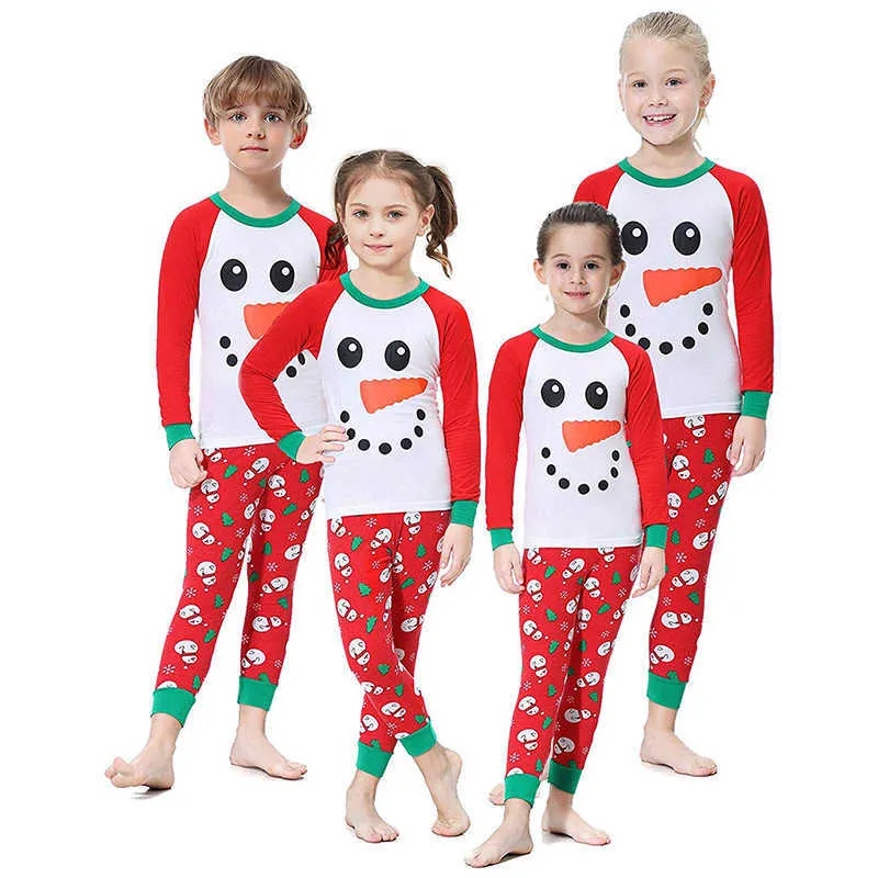 Bear Leader Mamma e figlia Natale Abiti coordinati Bambini Ragazze Ragazzo Cartone animato Pigiama carino Homewear Mamma Bebè Vestiti adorabili 210708