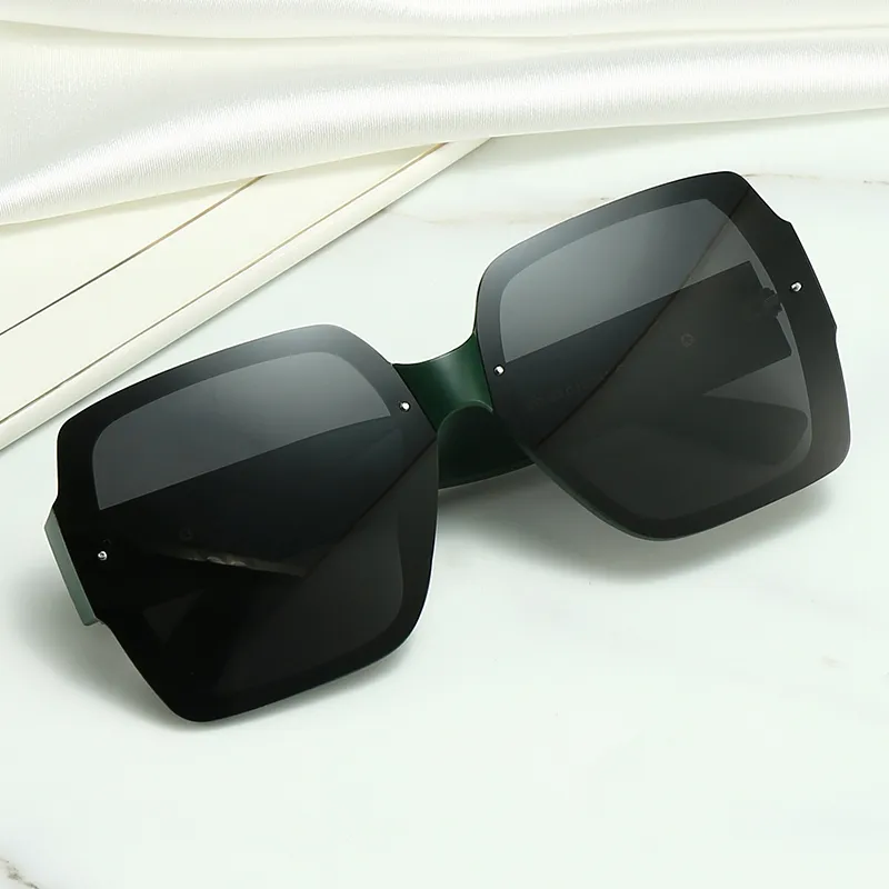 5 kolor z pudełkiem Specjalny materiał PVC Women Sunglasses Męs