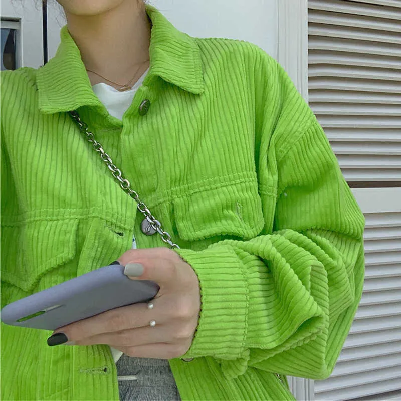 Vrouwen Lente Vintage Groene Corduroy Shirts Jassen Volledige Mouw Turn-Down Kraag Oversize Tops Casual Herfst Basic Uitloper T0O906 211014