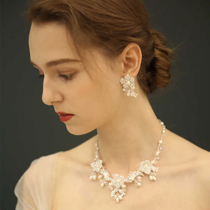 2020シルバーカラー花の結婚式ジュエリーセット淡水真珠のブライダルネックレスイヤリングセット手作り女性アクセサリーH1022