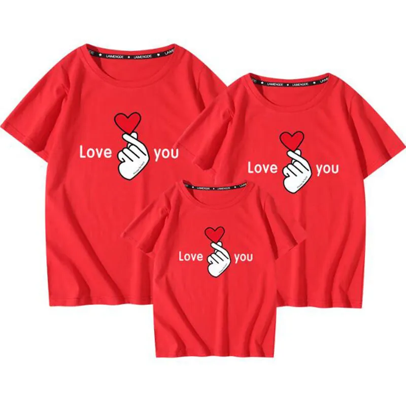 Summer Family Look Matching Outfits T-shirt Clothes Mother Father Son Daughter Kids Baby Short Sleeve Letter 210521