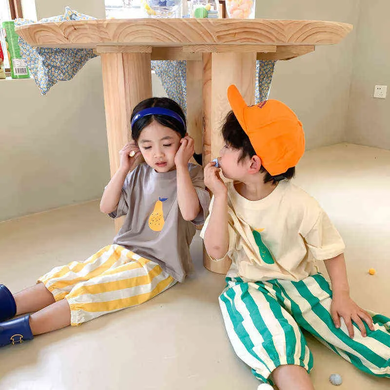 Koreaanse stijl zomer katoenen verticale streep knielange broek voor jongens en meisjes unisex casual losse 211103