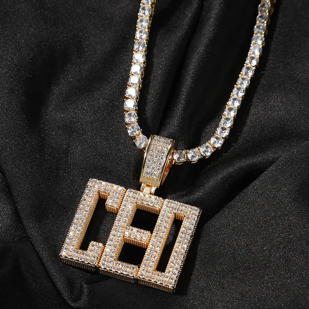 Solid Letters Anpassade initial Namn Halsband Personligt hänge med tenniskedja Iced Out Cubic Zircon Hiphop Jewelry231f