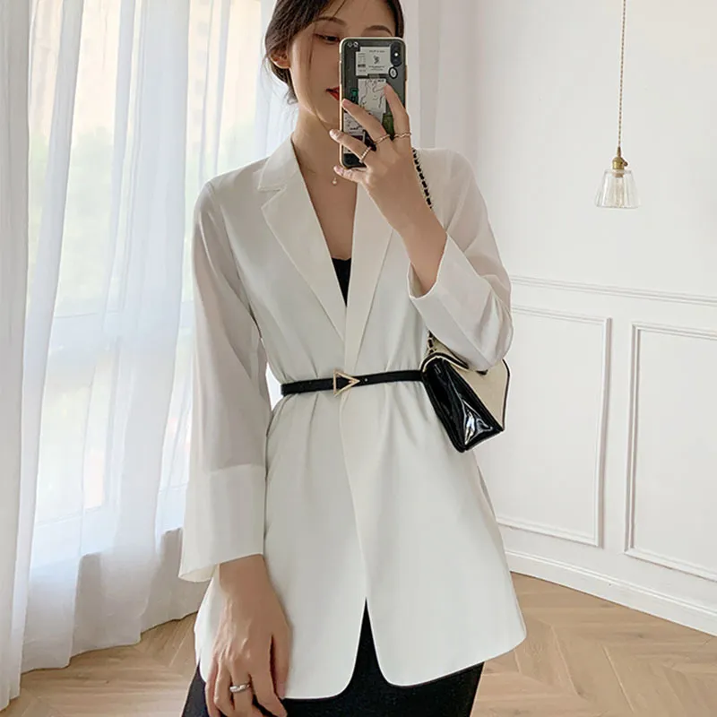 [EAM] Women White Temperament Blazer Lapel Three Quarter Sleeve Loose Fit Jacket Fashion Spring Summer 1DD7756 210512