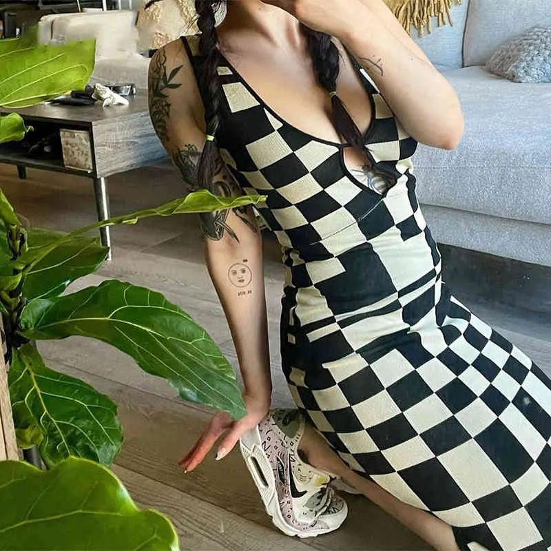 Plaid Printed Cut Out Y2k Knit Long Dress Women Summer V Neck Backless Bodycon Tank Sundress Casual Party Dresses Beachwear 210510