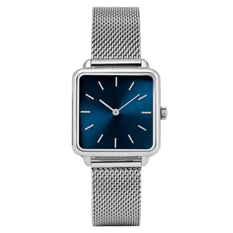 Montres-bracelets Une montre simple avec tête carrée émise au nom de la mode coréenne de la mode coréenne polyvalente Quartz279U